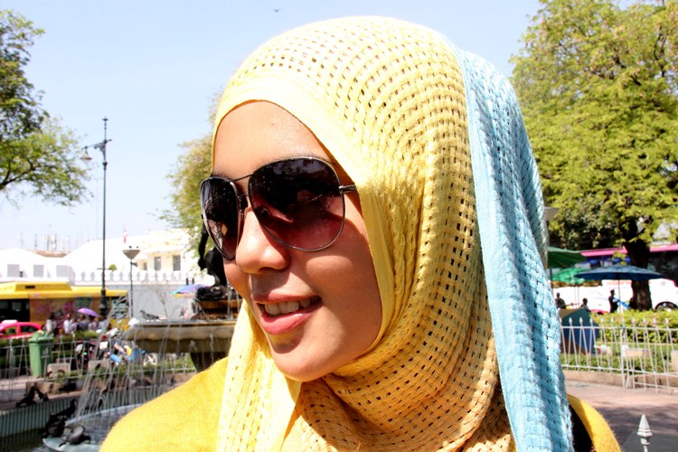 Tips Memadu Hijab dan Kacamata