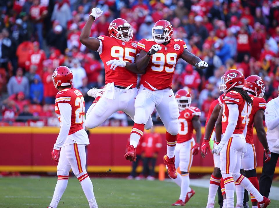 The Kansas City Chiefs Game Today: Raiders at Chiefs - Week 14 - Record: 7-6