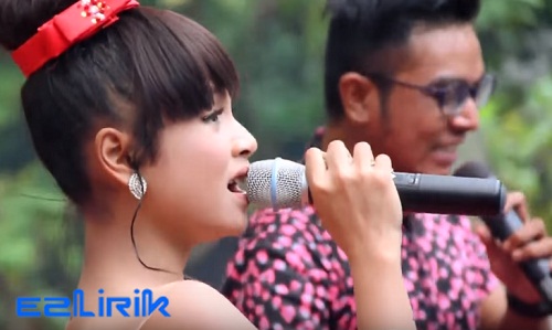 Lirik Lagu Kasih dan Sayang Tasya ft Gery - ezLirik