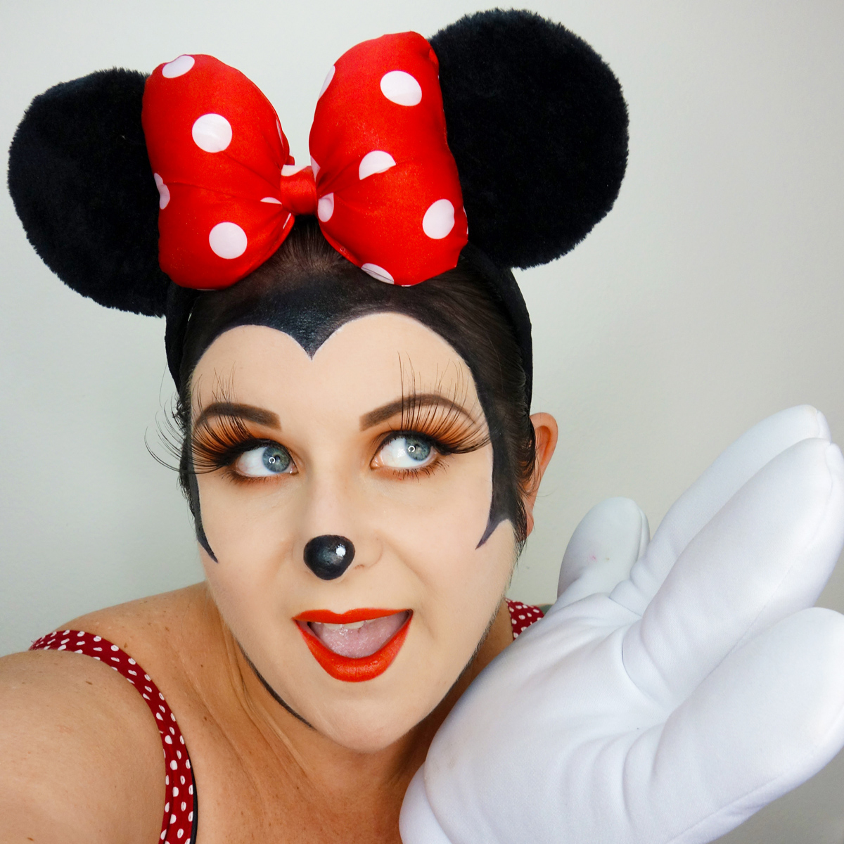 Easy Minnie Mouse Face Paint: Step-by-Step Tutorial
