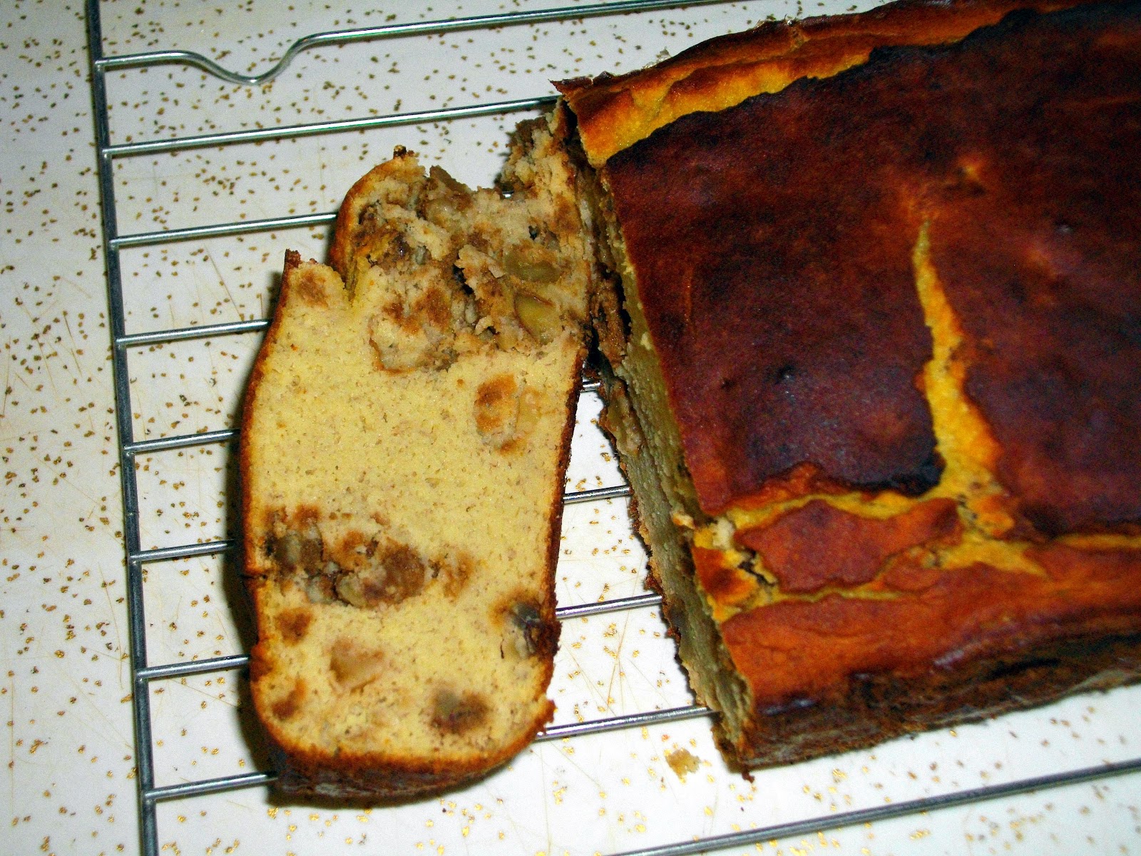 Living, Loving, Low Carbing: Low Carb Banana Nut Bread