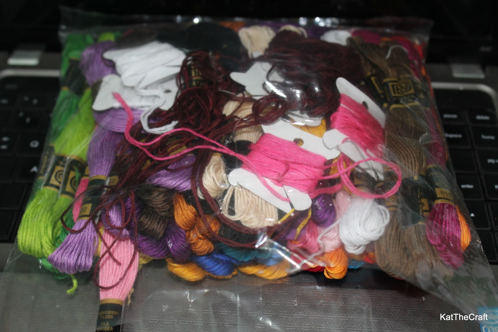 Embroidery Floss Bobbins in Plastic Cases + more not on bobbins