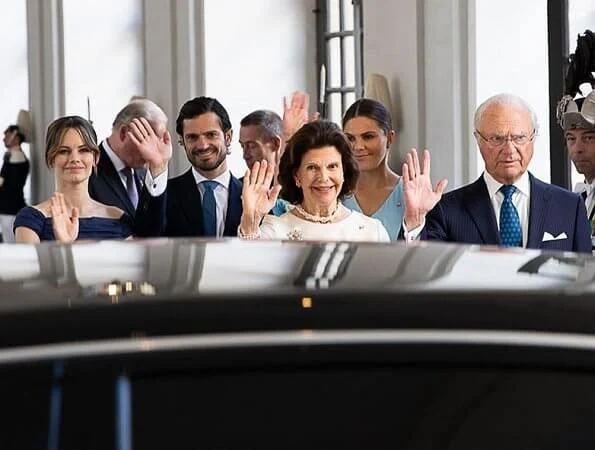 Queen Silvia and First Lady Kim Jung-sook, Crown Princess Victoria, Prince Carl Philip and Princess Sofia at concert
