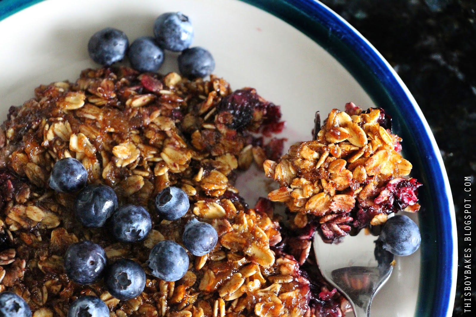 this boy bakes MICROWAVE BLUEBERRY BANANA OAT CAKE