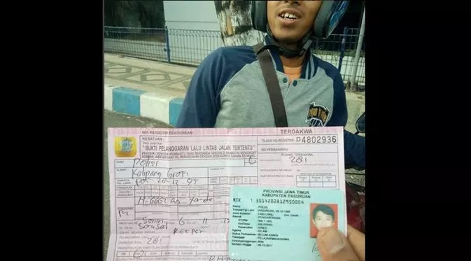 Seru Sekaligus Miris, Polisi Tilang Polisi Seru Sekaligus Miris, Polisi Tilang Polisi