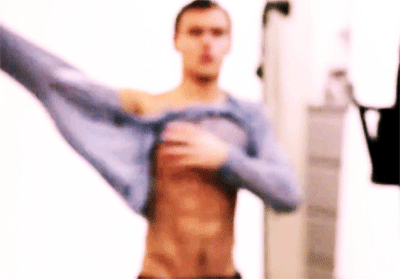Попа Tom Daley