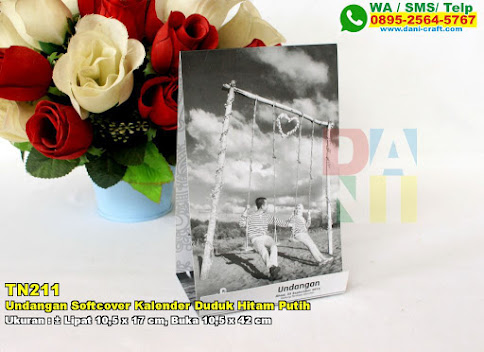 Undangan Softcover Kalender Duduk Hitam Putih