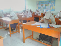 Soal dan Pembahasan UTS Bahasa Indonesia kelas 7 (VII) SMP/MTs Semester 2