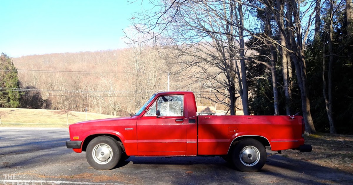 THE STREET PEEP 1984 Mazda B2000