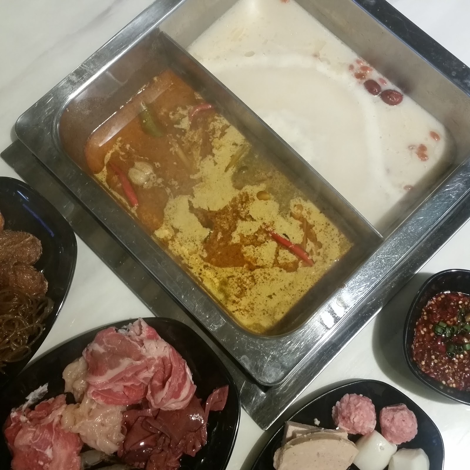 Food Review Goro Goro Steamboat and Korean Buffet JtheJon