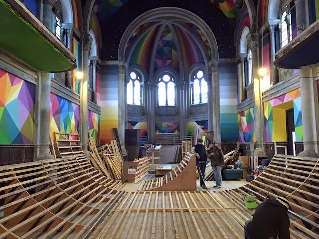 Obra de Okuda San Miguel en iglesia skatepark Obra de Okuda San Miguel en iglesia skatepark