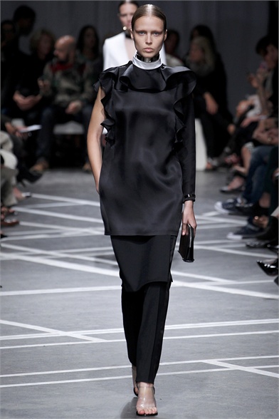 Smartologie: Givenchy Spring 2013 Collection - Paris Fashion Week