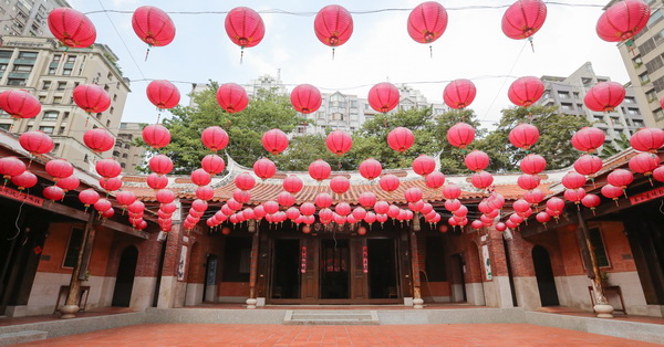 台中北屯|台中民俗公園|台灣民俗文物館|全台首座傳統閩南式建築的公園 台中北屯|台中民俗公園|台灣民俗文物館|全台首座傳統閩南式建築的公園
