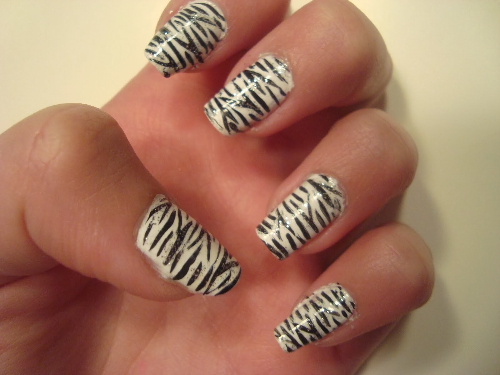 Nail Art Zebra Stripes Ideas Fashionate Trends
