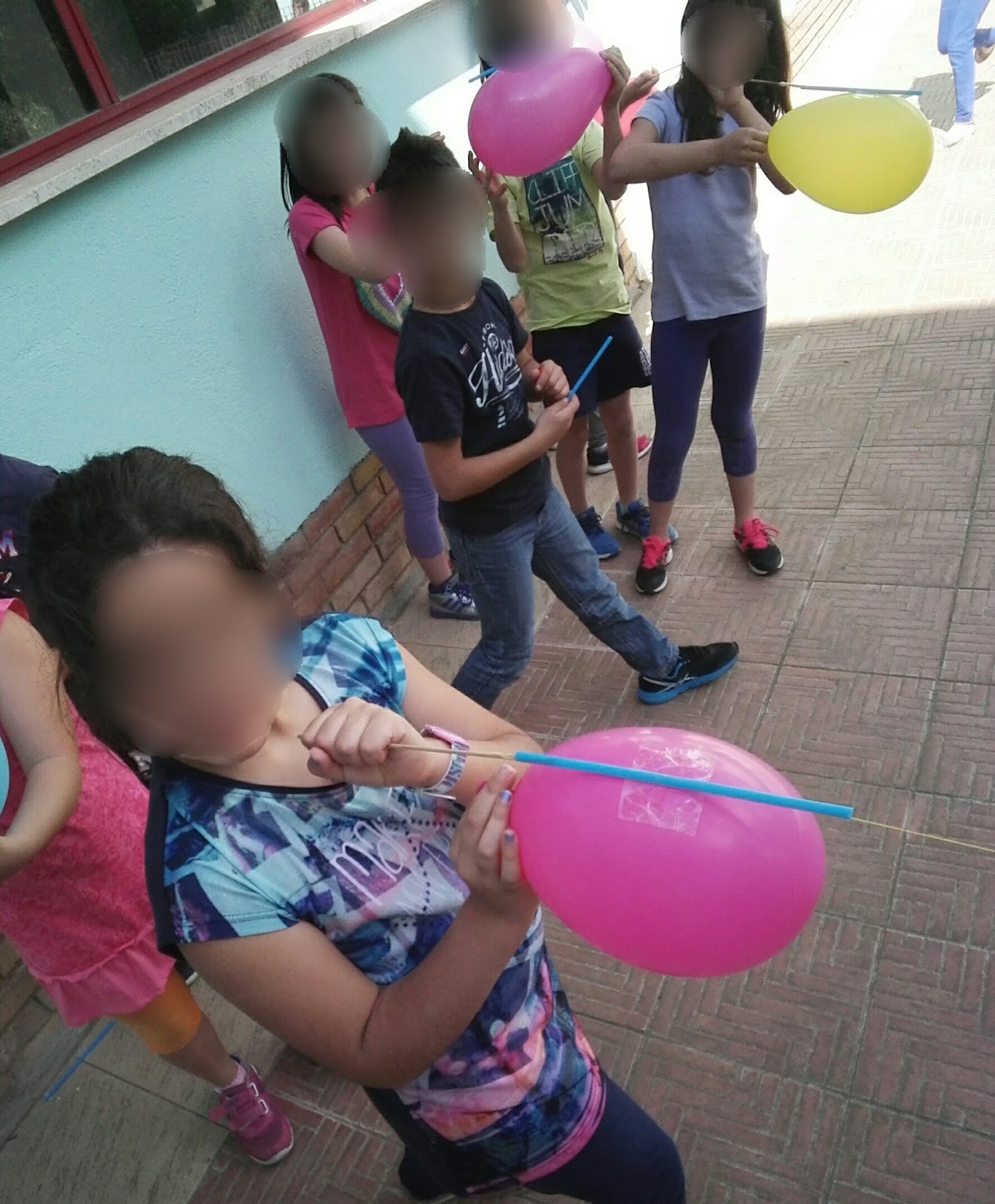 scuoLanusei: Il palloncino a reazione!