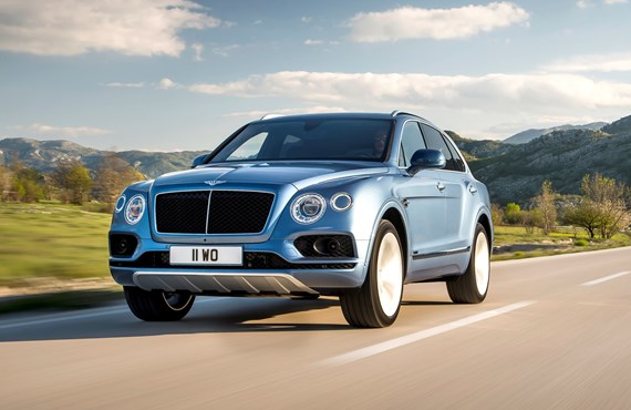 2018 The first diesel Bentley – Power and Refinement 