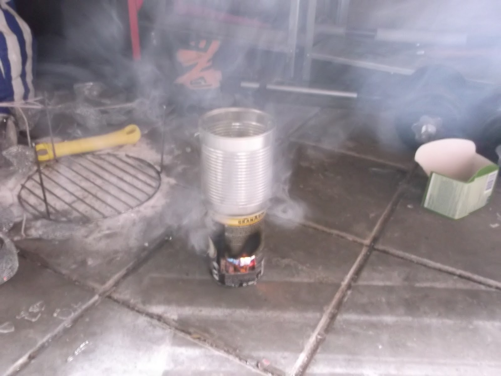 A Hermit's Diary Hobo Tin Can Cooking set tested