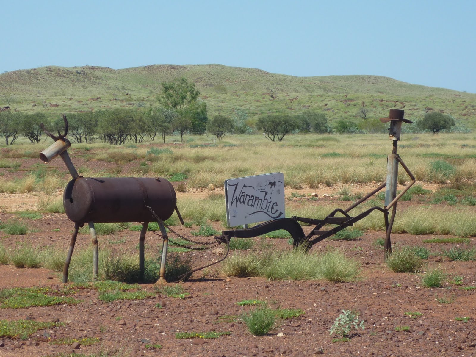 Travels in Oz Day 43 Karratha to Tom Price 11/4/11