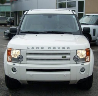 comedian buchi land rover