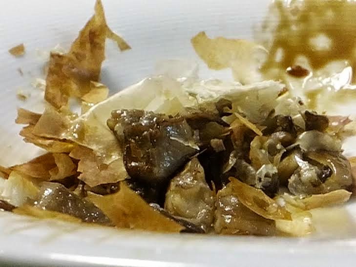 PASTA FILO CON SETAS, CABRALES Y PASAS REC & REC PASTA FILO CON SETAS, CABRALES Y PASAS REC & REC