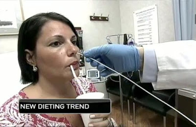 Empat Cara Diet Paling Menyeramkan di Dunia Empat Cara Diet Paling Menyeramkan di Dunia