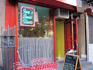 Jane’s Sweet Buns New York City Bakery Vintage Destination