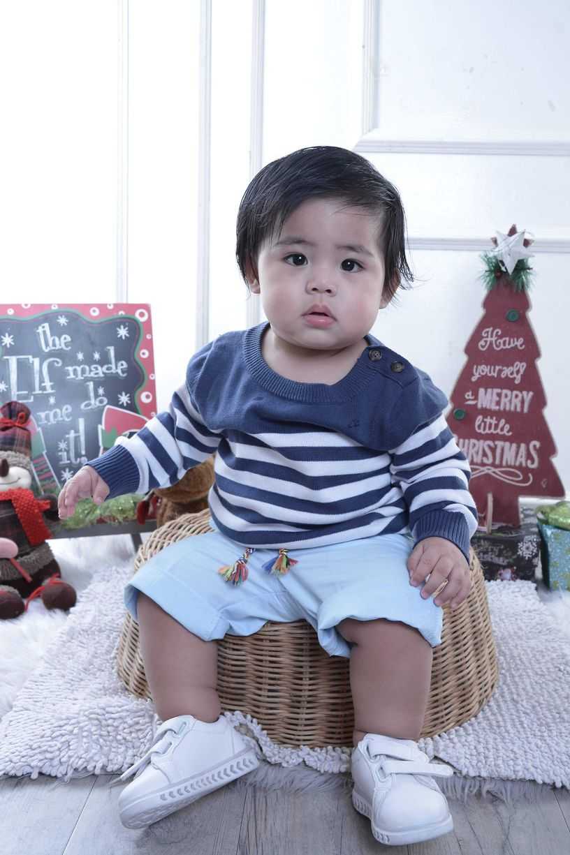 studio for baby photoshoot