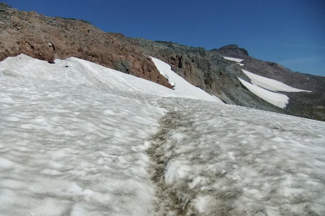 mountrainier_snow