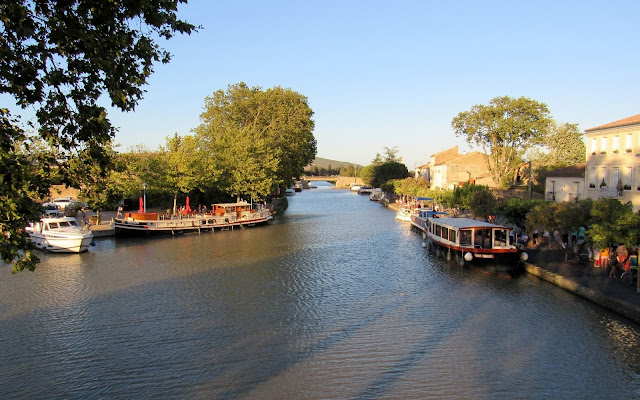 Canal du Midi. Homps. Pueblos del País Cátaro