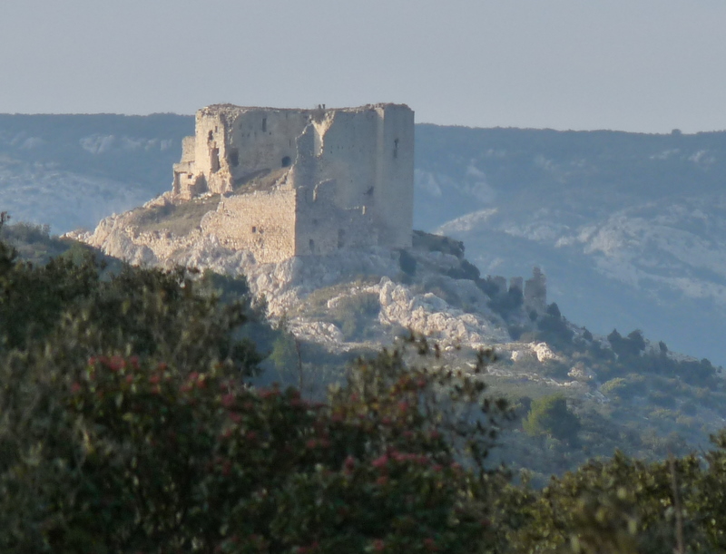 Didier du bout du Monde Le Château de la Reine Jeanne