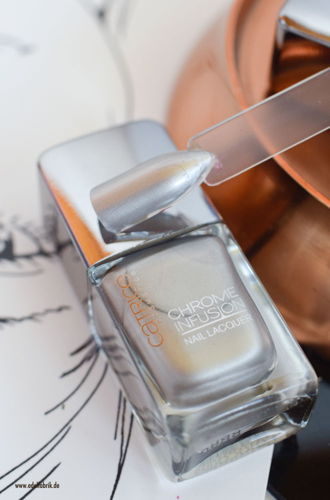 Catrice Chrome Infusion Nails 01 Stainless Silver, Swatch Catrice Chrome Infusion Nails 01 Stainless Silver, Swatch
