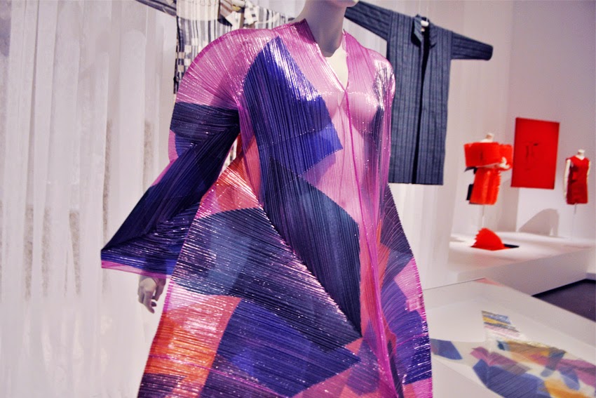 Fashion Hayley: Future Beauty: 30 Years of Japanese Fashion at QAGOMA