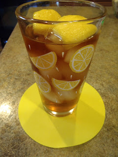Iced tea with lemon
