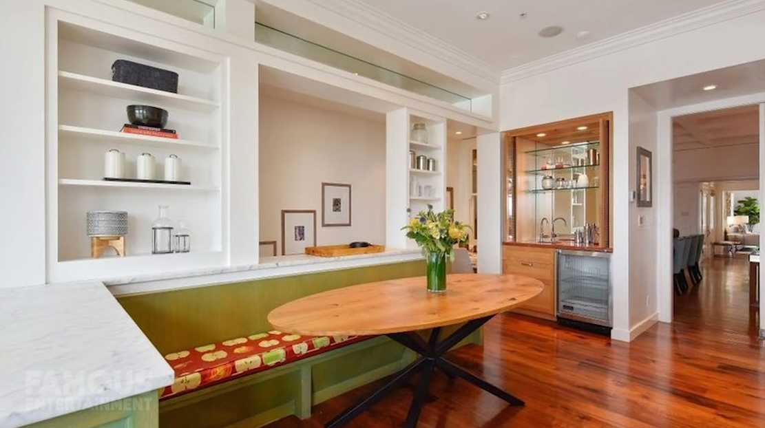 Tour Julia Roberts New Home vs. 32 Interior Design Photos 2020