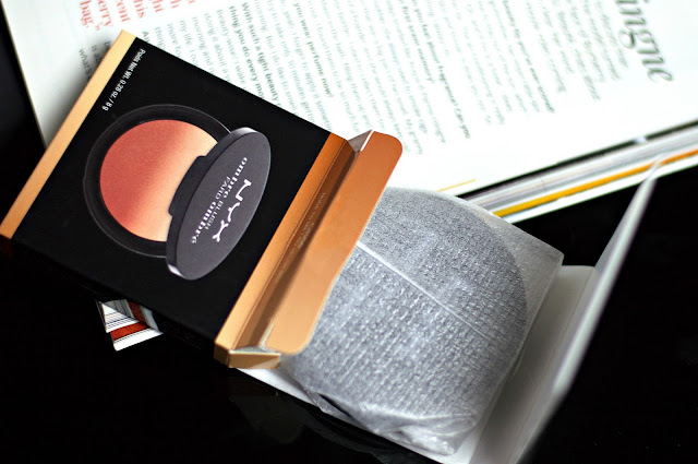 NYX Ombre Blush Nude to Me Packaging NYX Ombre Blush Nude to Me