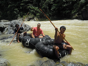 Rafting on the return from jungle trek