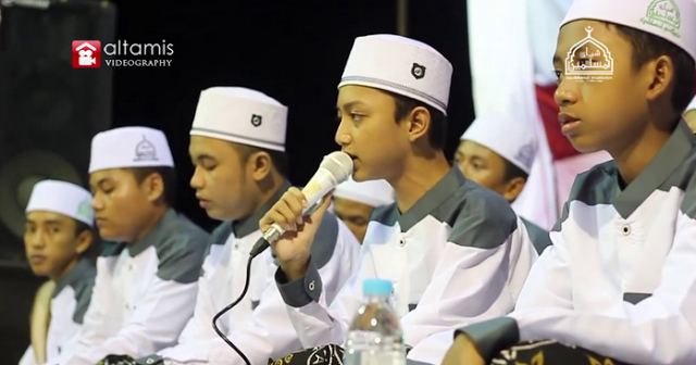 Lirik Teks Sholawat Terbaru &quot;Istriku Engkau Ratu Di Hatiku