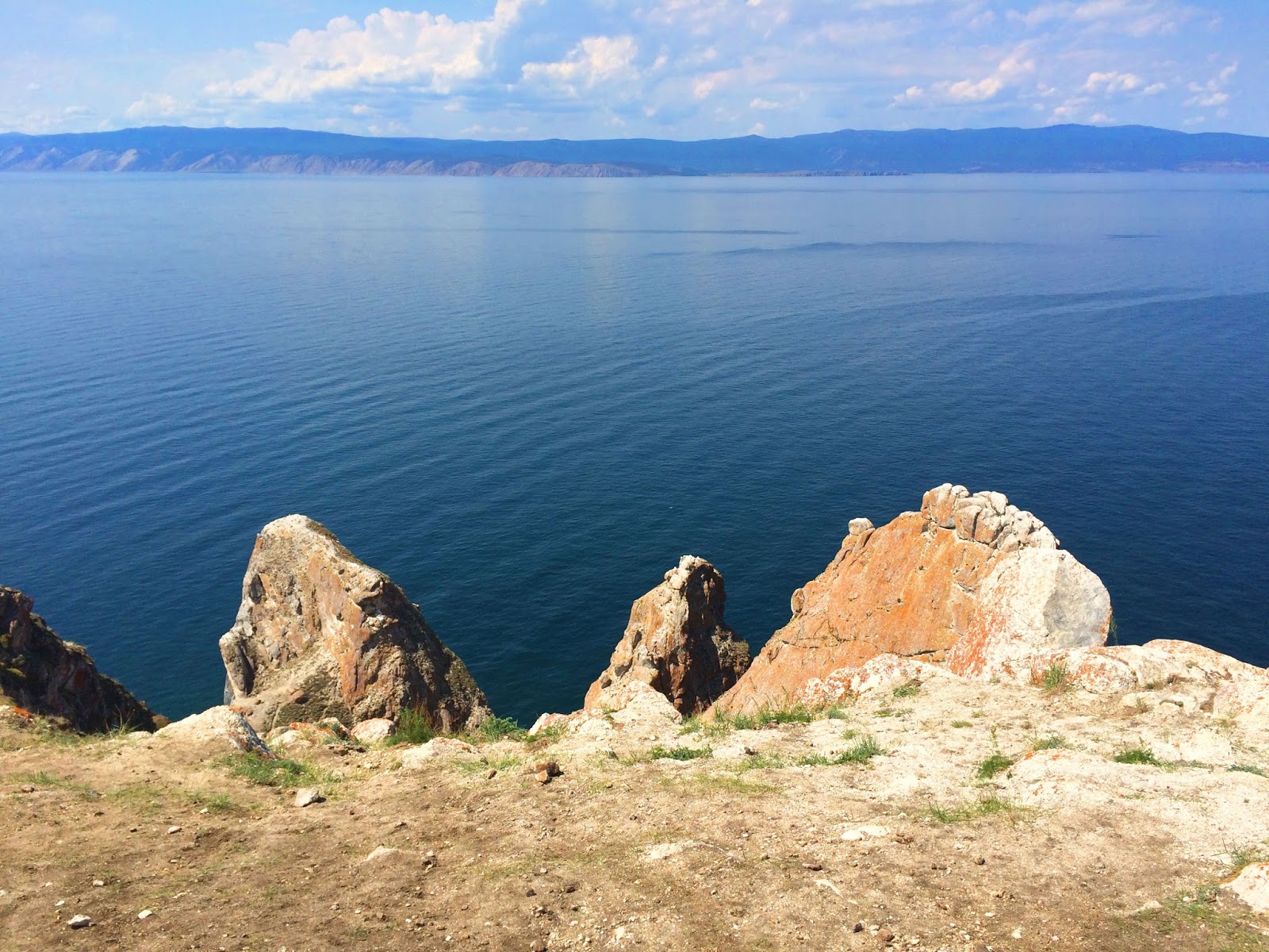 Скала три брата Ольхон