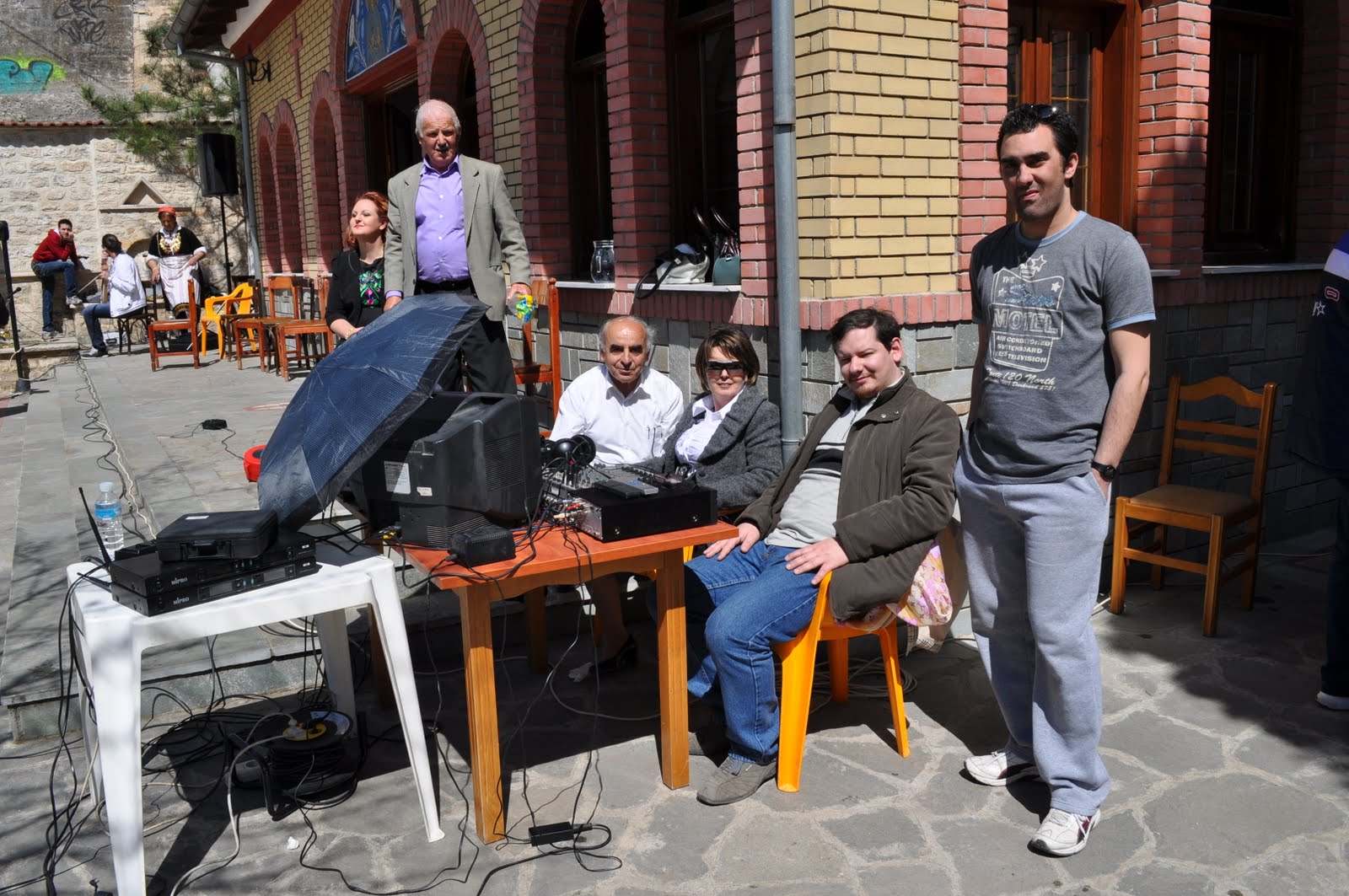 ΚΡΟΚΟΣ ΚΟΖΑΝΗΣ ΓΥΡΙΣΜΑΤΑ ΤΟΥ TOP CHANNEL ΓΙΑ ΤΑ ΗΘΗ ΚΑΙ ΕΘΙΜΑ ΤΟΥ