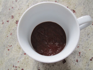 Mug cake au chocolat avant cuisson