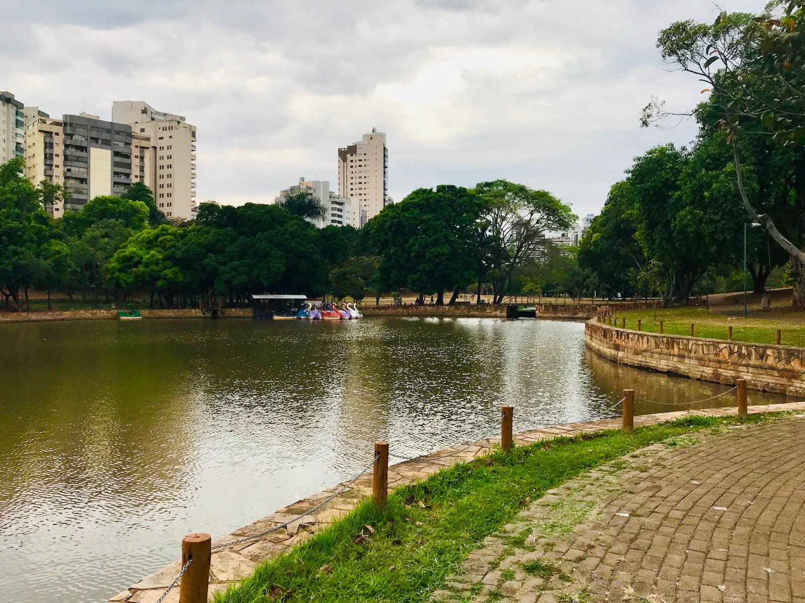 Parque Zoológico (Lago das Rosas) em Goiânia (GO) Áreas Verdes das