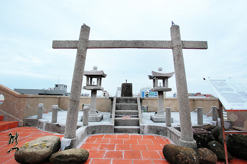 林百貨|營業開放時間 美食餐廳|台南古蹟景點|頂樓神社的百貨公司