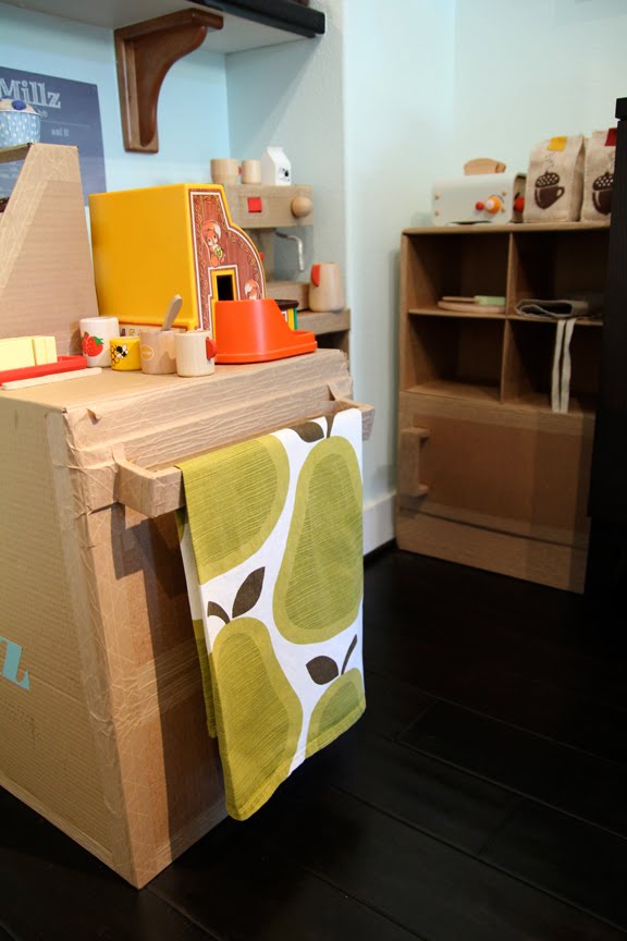 Cardboard Coffee Shop