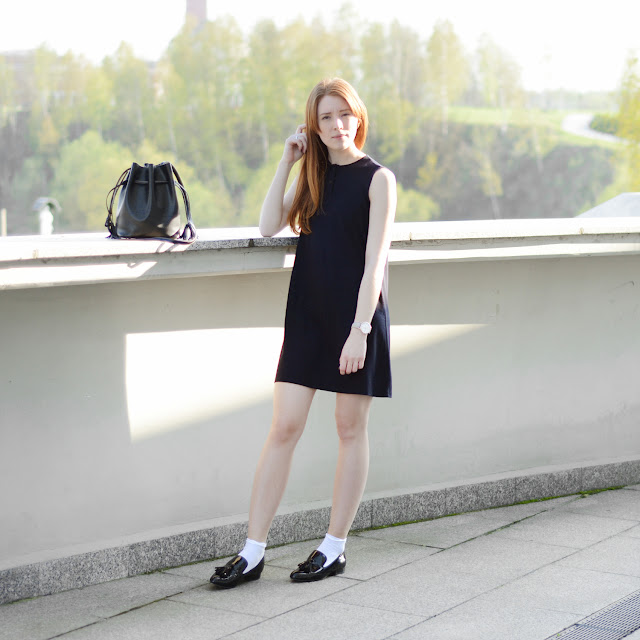 OOTD - BLUE OFF THE SHOULDER DRESS ft. Hieleven Mini Bucket Bag