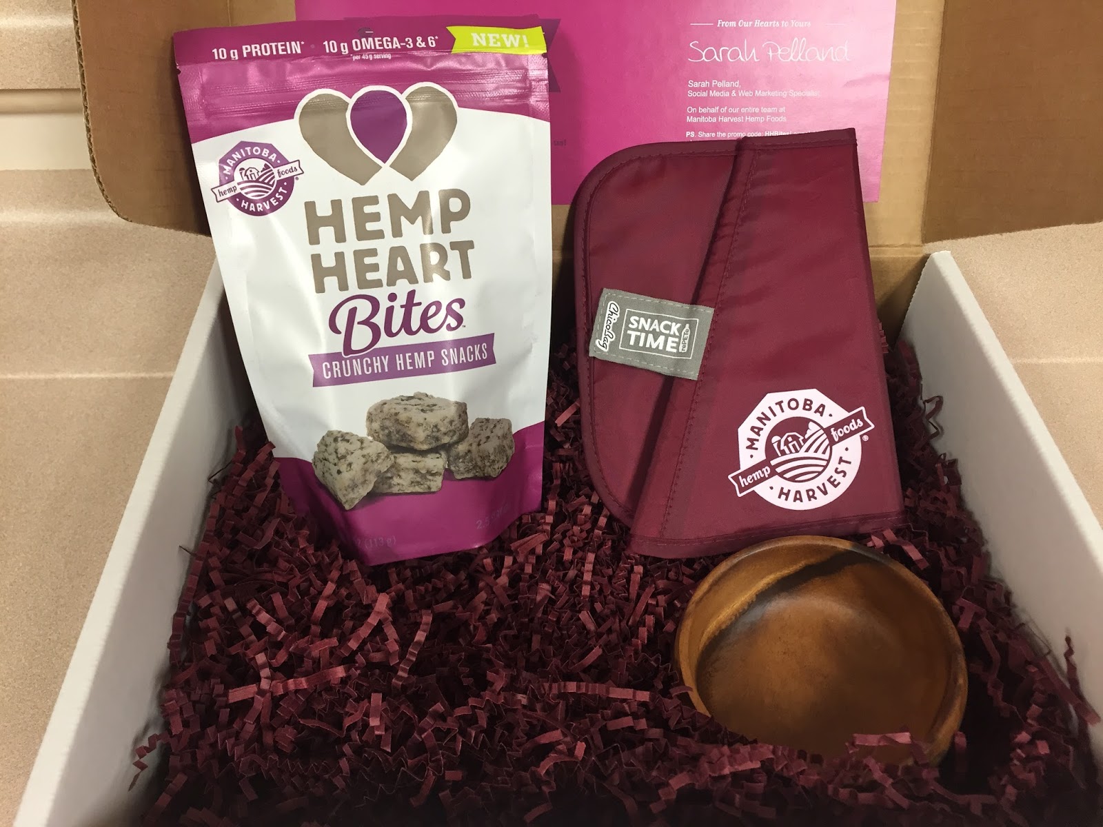 Road Runner Girl: Love at First Bite...Manitoba Harvest Hemp Heart Bites  Review!