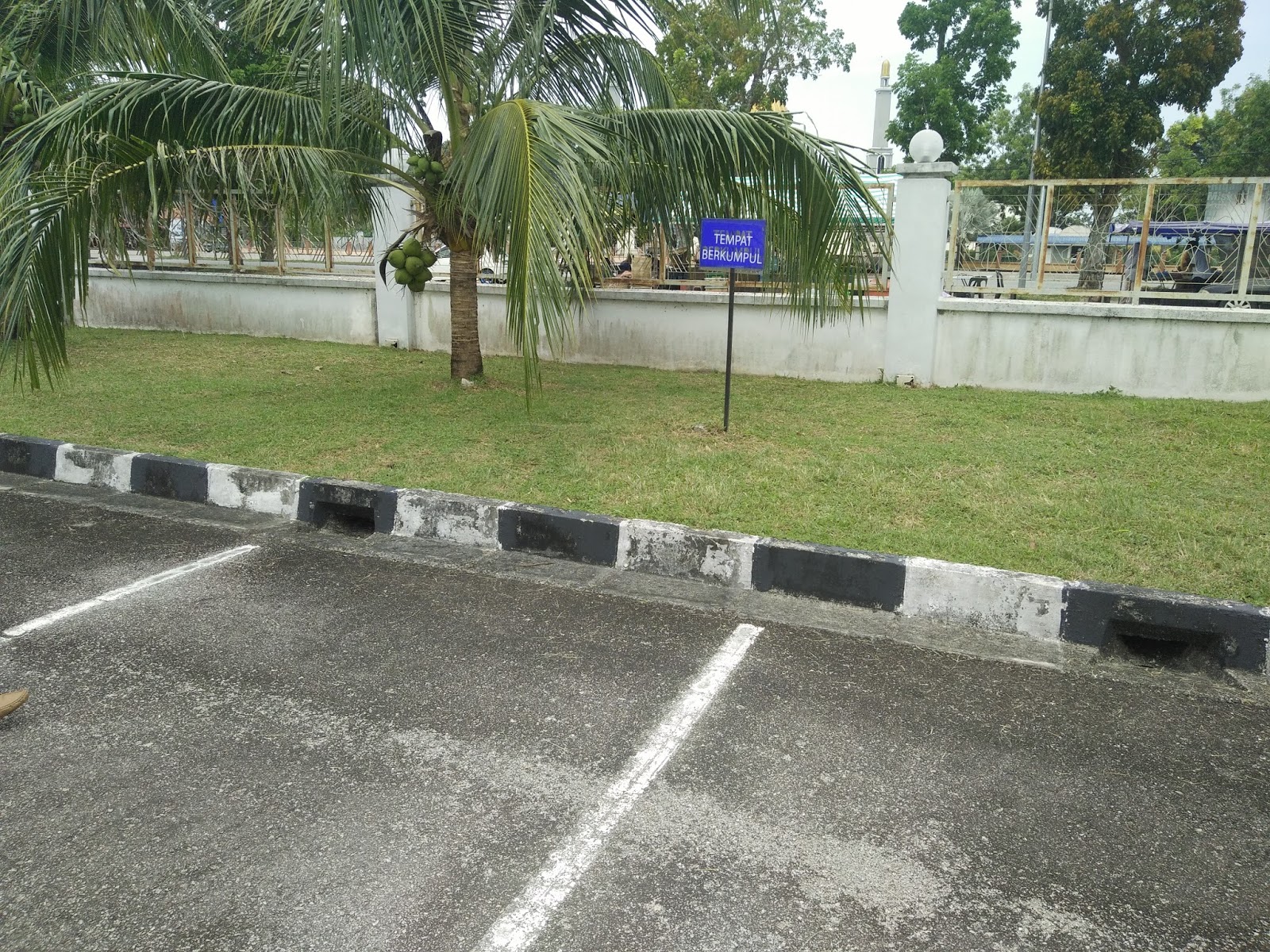 Tempat Berkumpul ~ ZON BALIK PULAU