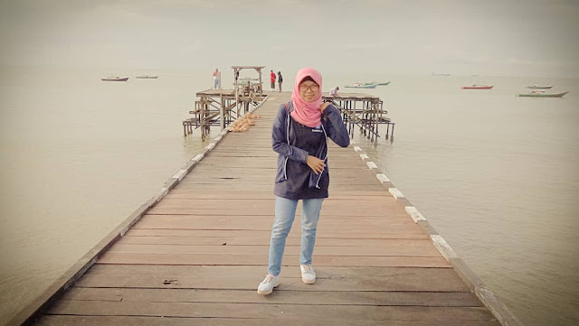 Dermaga Pasar Klandasan - Kucing The Explorer