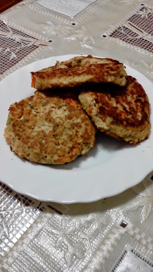 Fotografía de las hamburguesa hechas.