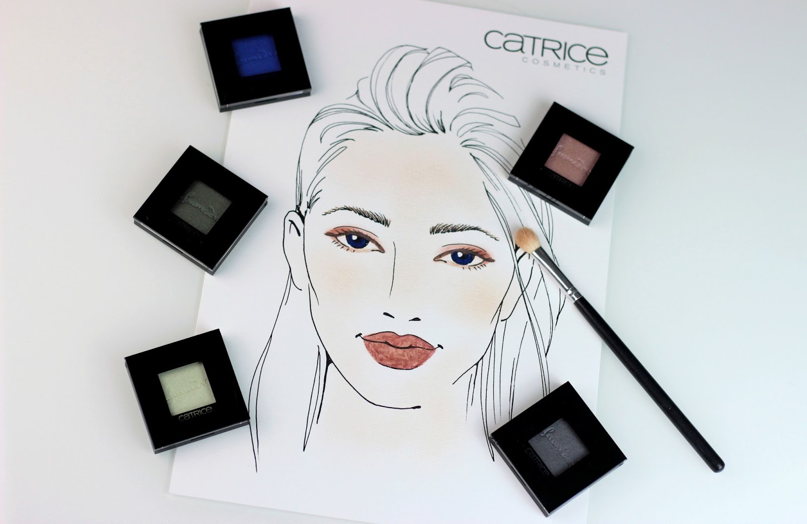 catrice, Prêt-à-Lumière Longlasting Eyeshadow, lidschatten, review, swatches, neues sortiment, 2016, herbst, farbtrends, drogerie, schimmer, longlasting eyeshadow, Prêt-à-Lumière, nude, cosmetics, look, 