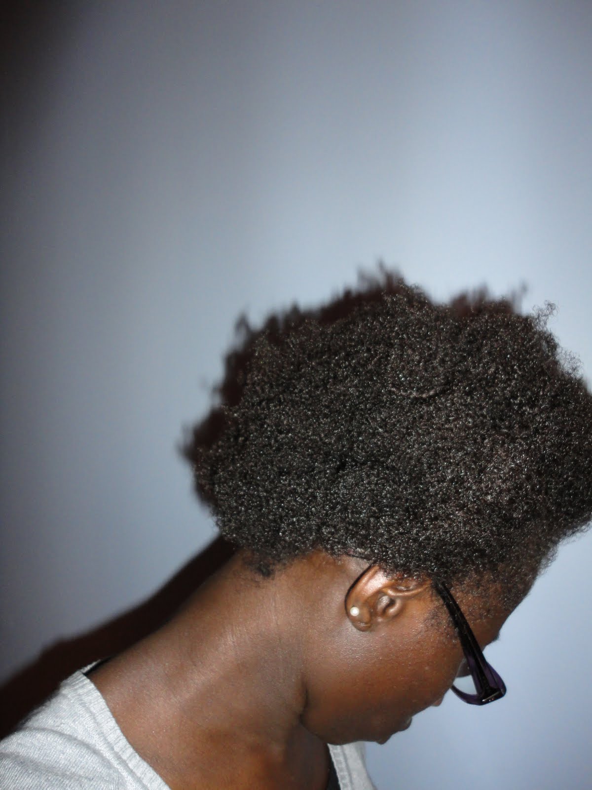 Hair challenges: comment démêler ses cheveux crépus?